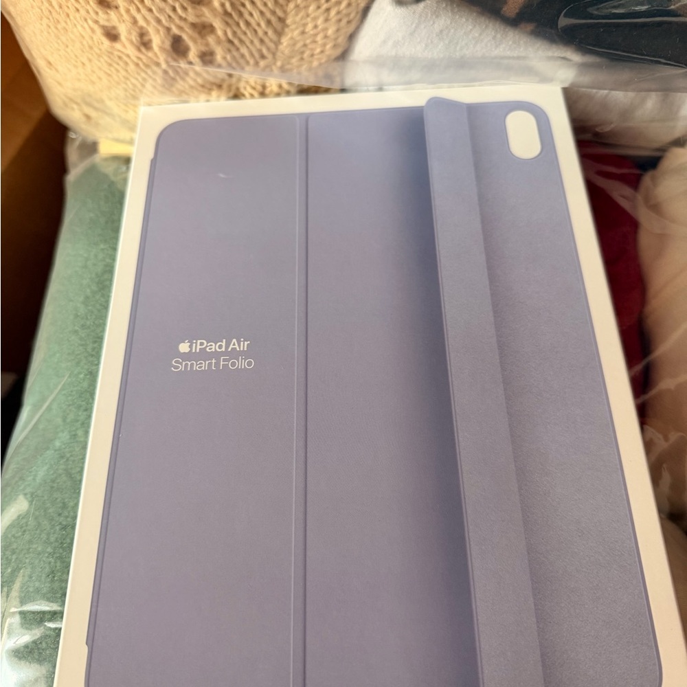 Apple iPad Air Smart Folio - Light Purple